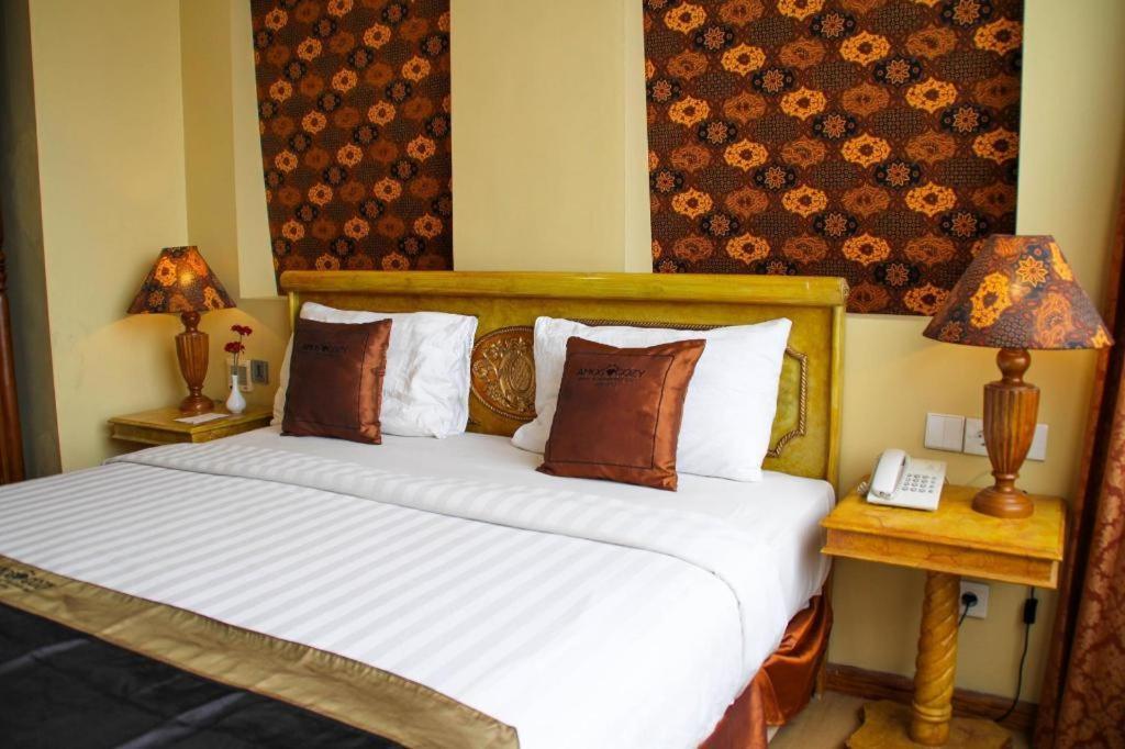 Amos Cozy Hotel Melawai Yakarta Exterior foto