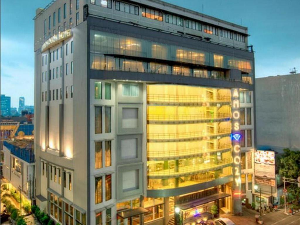 Amos Cozy Hotel Melawai Yakarta Exterior foto